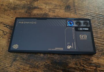 Nubia Red Magic 9 Pro testé par Tom's Guide (FR) Nubia Red Magic 9 Pro testé par Tom's Guide (FR)
