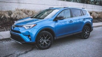 Test Toyota RAV4 Test Toyota RAV4