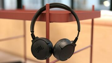 JBL reviewed by ExpertReviews