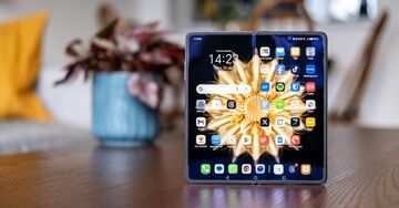 Honor Magic V2 testé par The Verge Honor Magic V2 testé par The Verge