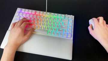 Razer BlackWidow V4 Pro 75  7 tests
