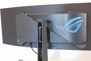 Asus ROG Swift OLED PG49WCD testé par Geeknetic Asus ROG Swift OLED PG49WCD testé par Geeknetic