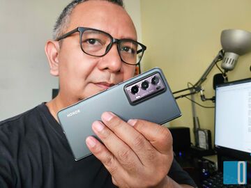 Honor Magic V2 reviewed by OhSem