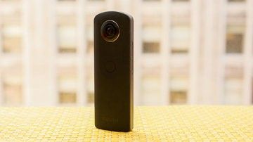 Ricoh Theta S test par CNET USA Ricoh Theta S test par CNET USA