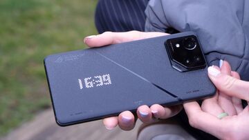 Asus ROG Phone 8 Pro testé par Chip.de Asus ROG Phone 8 Pro testé par Chip.de