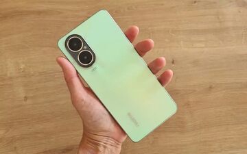 Realme C67 reviewed by Tom's Guide (FR)