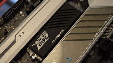 Patriot Viper VP4300 test par TechRadar