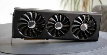 AMD RX 7900 GRE testé par The Verge AMD RX 7900 GRE testé par The Verge