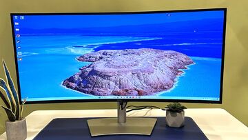 Dell UltraSharp U4025QW Review