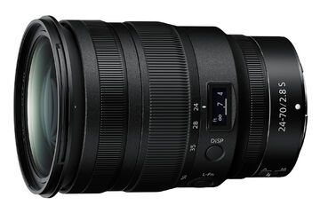 Nikon Z 24-70mm Review: 3 Ratings, Pros and Cons
