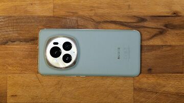 Honor Magic6 Pro testé par Creative Bloq Honor Magic6 Pro testé par Creative Bloq