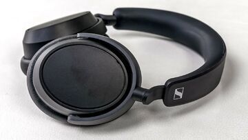 Sennheiser Accentum Plus reviewed by Android Central