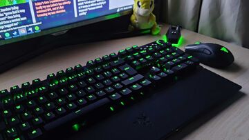 Razer Huntsman test par GamesRadar Razer Huntsman test par GamesRadar