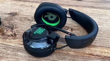 JBL Quantum 910 testé par TechRadar JBL Quantum 910 testé par TechRadar