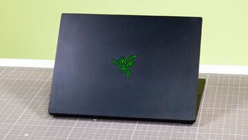 Razer Blade 14 test par TechRadar Razer Blade 14 test par TechRadar