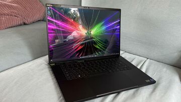 Razer Blade 16 test par Club386