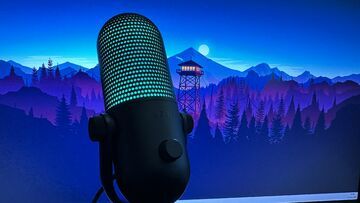 Razer Seiren V3 Chroma testé par GamesRadar Razer Seiren V3 Chroma testé par GamesRadar