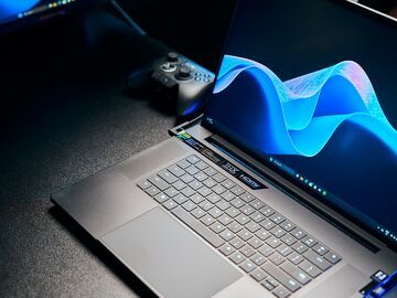 Razer Blade 18 test par NotebookCheck