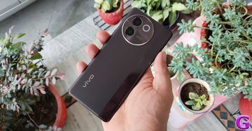 Vivo V30 Review