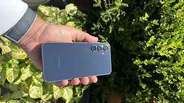 Samsung Galaxy A55 testé par TechRadar Samsung Galaxy A55 testé par TechRadar