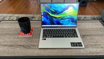 Acer Swift Go test par TechRadar