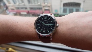 Fossil Q Founder Review