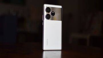 Realme GT 6 test par Android Central