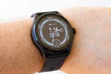 TicWatch Pro 5 test par Journal du Geek TicWatch Pro 5 test par Journal du Geek