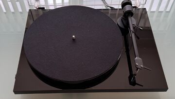 Pro-Ject test par TechRadar Pro-Ject test par TechRadar