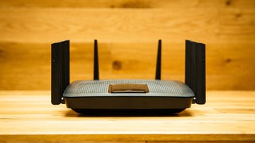 Linksys EA9500 Review: 4 Ratings, Pros and Cons