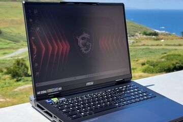 MSI Titan 18 HX reviewed by Geeknetic