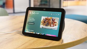 Amazon Echo Show 8 test par ExpertReviews