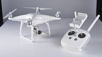 DJI Phantom 4 test par TechRadar DJI Phantom 4 test par TechRadar