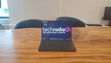 Dell XPS 13 9345 testé par TechRadar Dell XPS 13 9345 testé par TechRadar