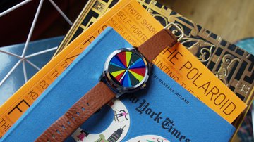 Fossil Q Founder test par TechRadar Fossil Q Founder test par TechRadar