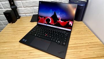 Lenovo Thinkpad X1 Carbon test par TechRadar Lenovo Thinkpad X1 Carbon test par TechRadar