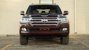 Toyota Land Cruiser Review: 2 Ratings, Pros and Cons