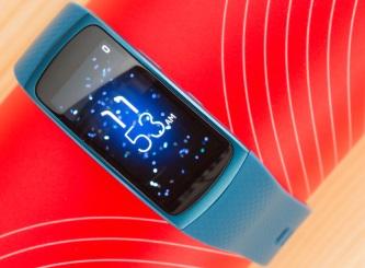 Samsung Gear Fit 2 test par PCMag