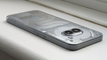 Nothing Phone 2a Plus testé par TechRadar Nothing Phone 2a Plus testé par TechRadar