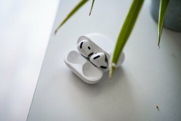 Apple AirPods 4 test par Presse Citron
