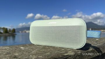 Bose SoundLink Flex test par SoundGuys