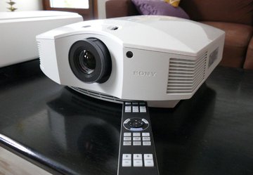 Sony VPL-HW45ES Review: 4 Ratings, Pros and Cons