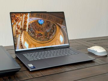 Lenovo Yoga Slim 7 test par NotebookCheck