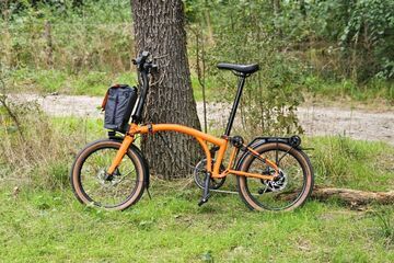 Brompton Electric reviewed by FrAndroid Brompton Electric reviewed by FrAndroid
