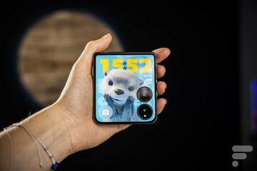 Xiaomi MIX Flip reviewed by FrAndroid Xiaomi MIX Flip reviewed by FrAndroid