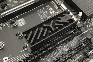 Corsair MP700 reviewed by Geeknetic