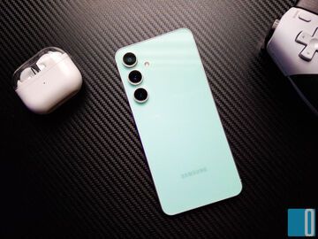 Samsung Galaxy S24 reviewed by OhSem