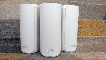 Netgear Orbi test par ExpertReviews Netgear Orbi test par ExpertReviews