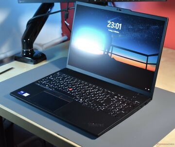 Lenovo ThinkPad T16 testé par NotebookCheck Lenovo ThinkPad T16 testé par NotebookCheck