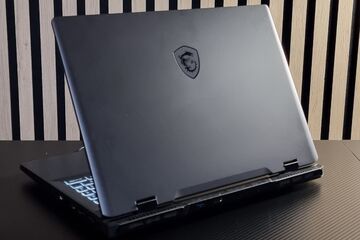 MSI Creator M16 test par Geeknetic